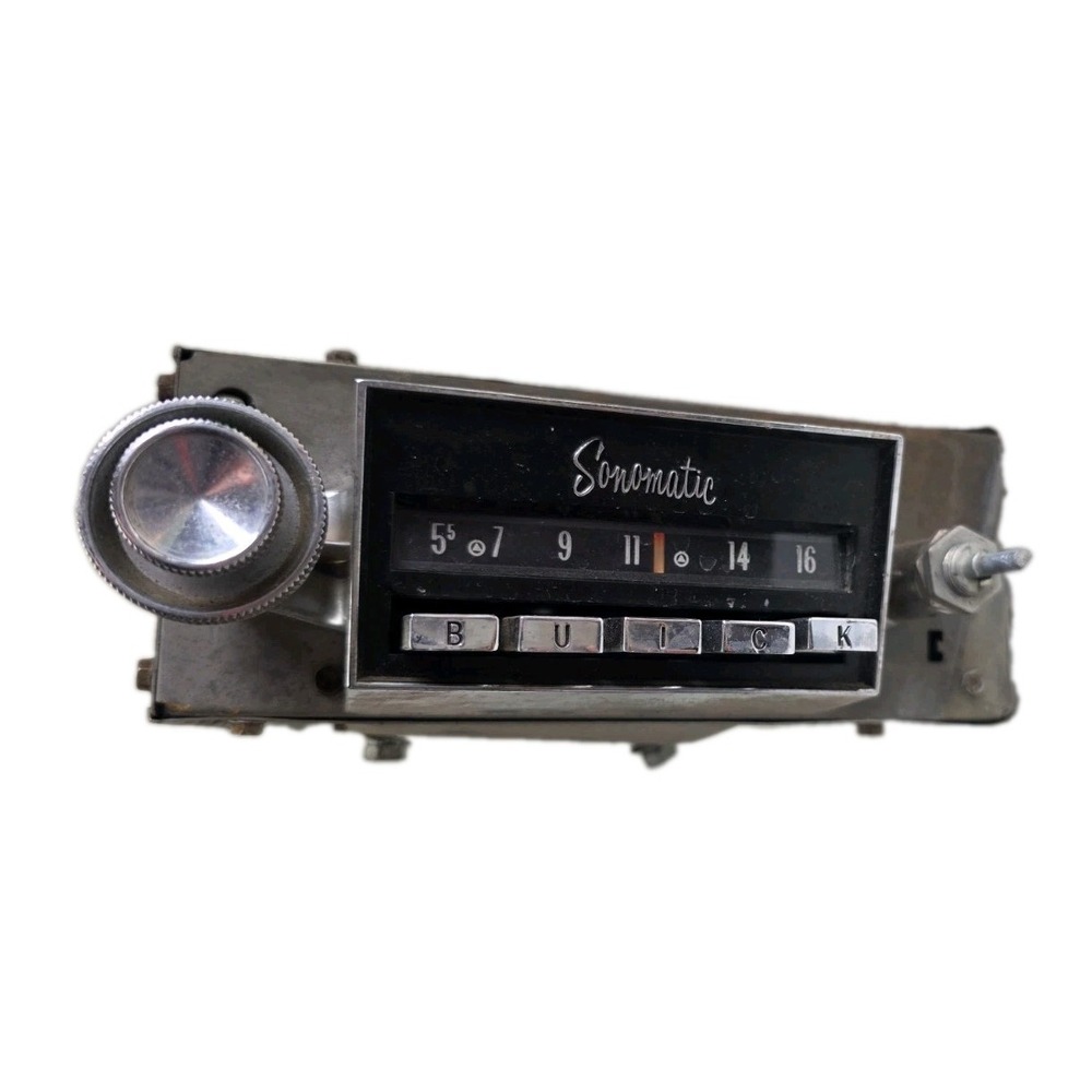 1960-70 Buick full size models used AM wonderbar radio #12 V. MODEL 980134...